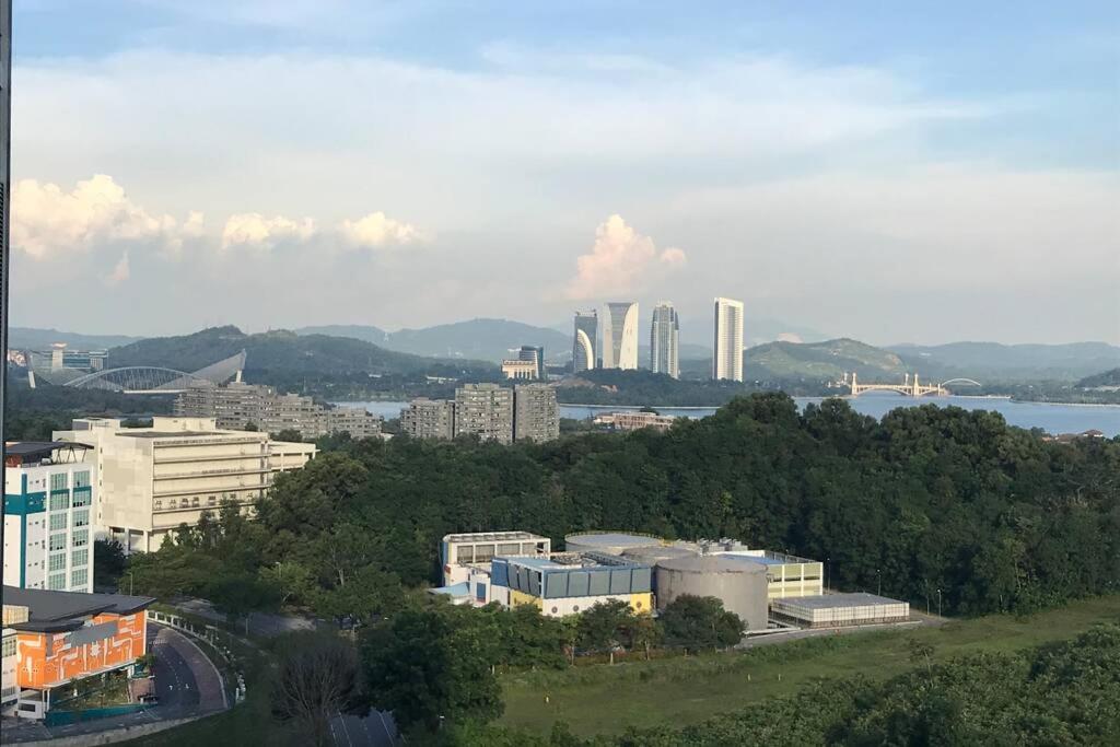 Cybersquare Lakeview With Netflix And Disney Hotstar Cyberjaya Exteriér fotografie