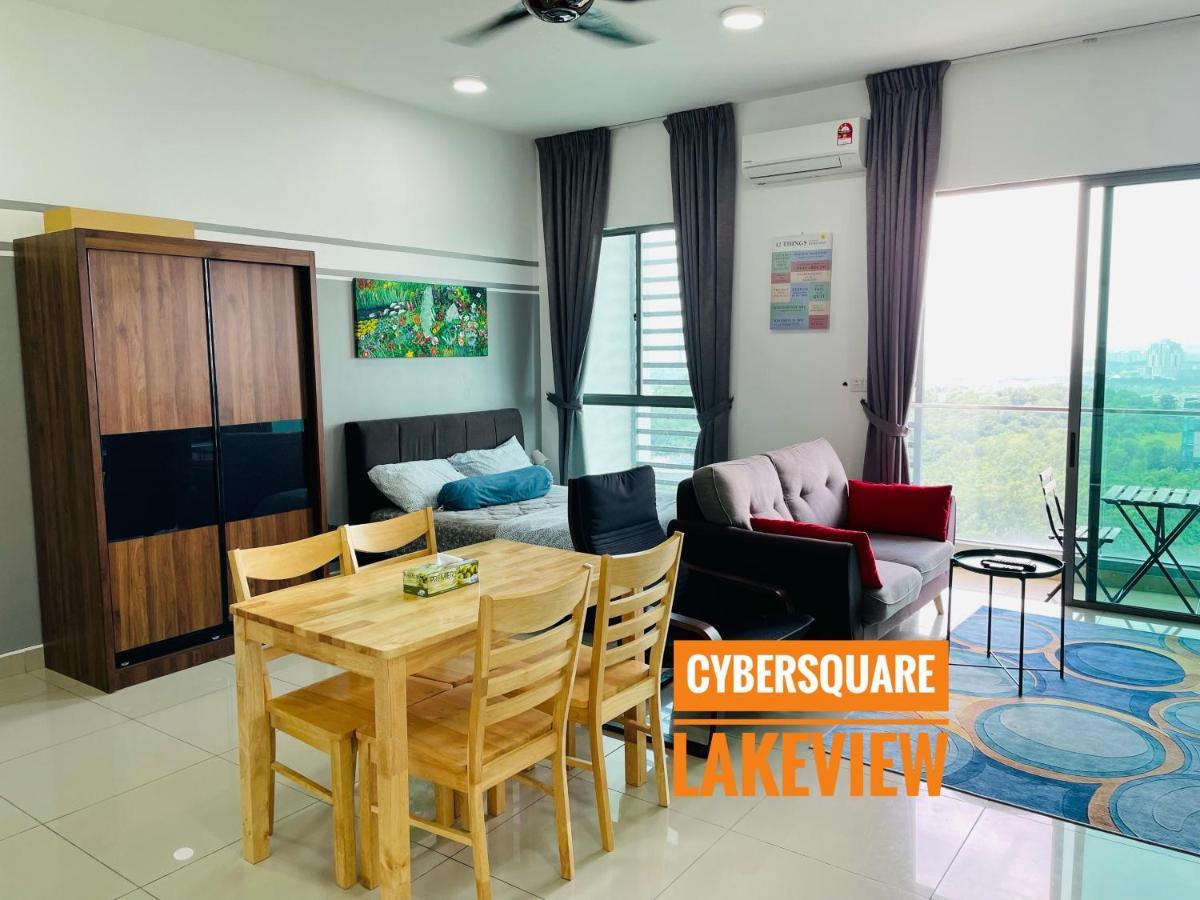 Cybersquare Lakeview With Netflix And Disney Hotstar Cyberjaya Exteriér fotografie