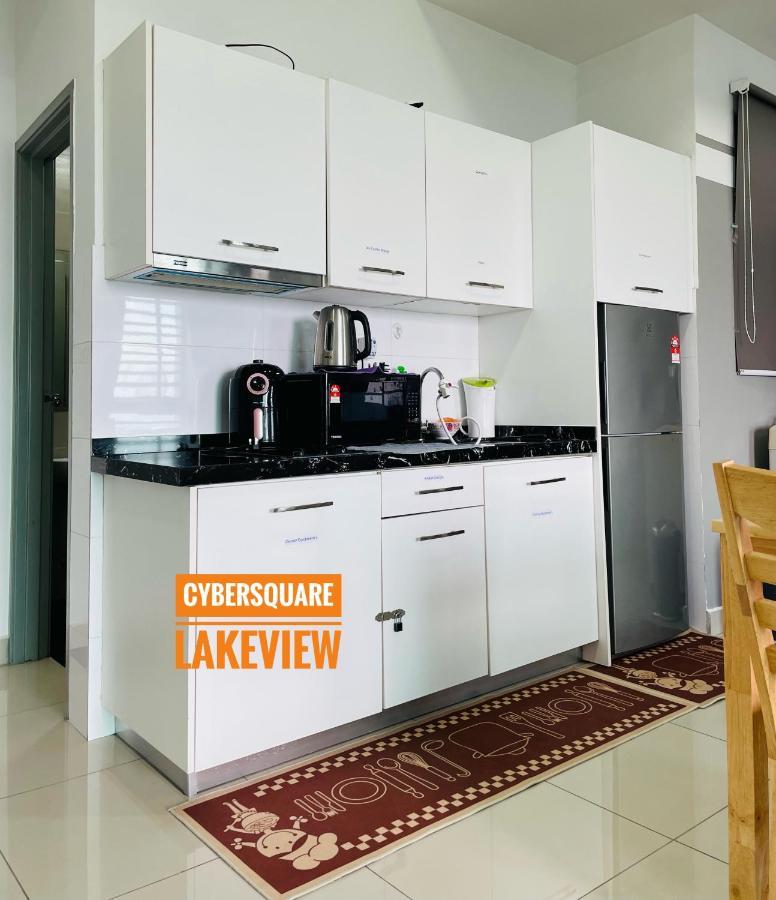 Cybersquare Lakeview With Netflix And Disney Hotstar Cyberjaya Exteriér fotografie